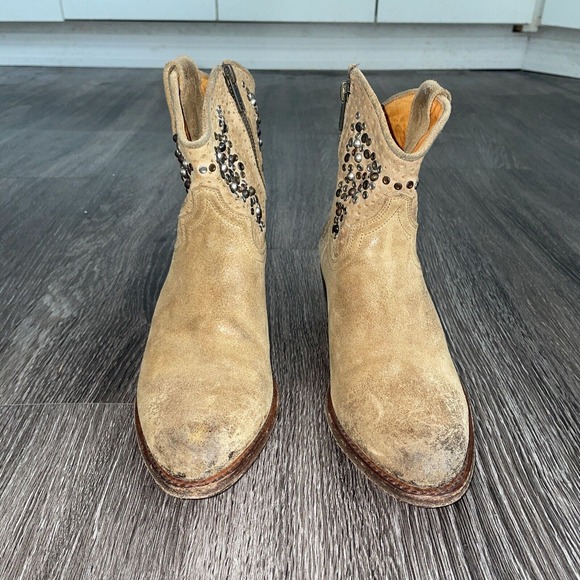 Frye Deborah Studded 77862 Zipper Distressed Moto Ankle Western Boots Size 6m - Picture 2 of 12